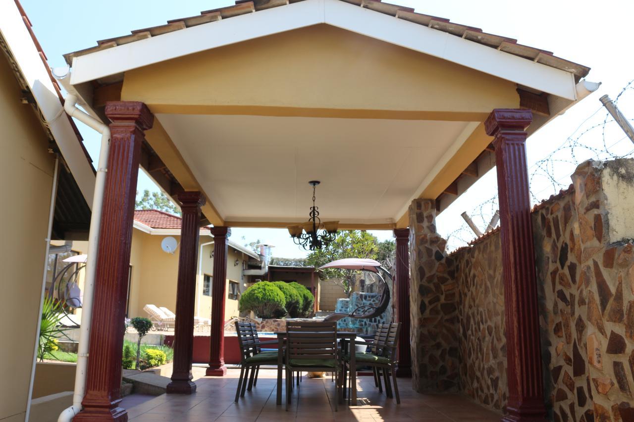מלון מאנזיני Open House Boutique מראה חיצוני תמונה